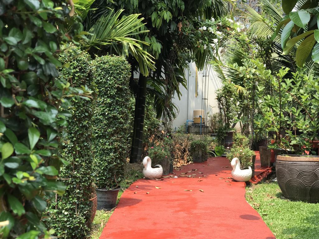 Capital O 1051 Pagoda House Chiang Mai Zewnętrze zdjęcie